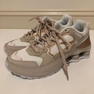 Women’s NIKE SHOX Enigma Athletic Shoes